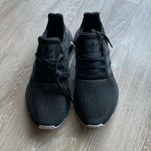 Adidas Swift Run Shoes Women’s 8.5W NWT